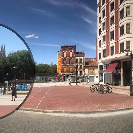 شقة Viendo La Catedral Desde Plaza Vega *