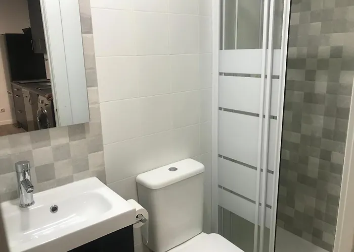 Viendo La Catedral Desde Plaza Vega アパート Burgo